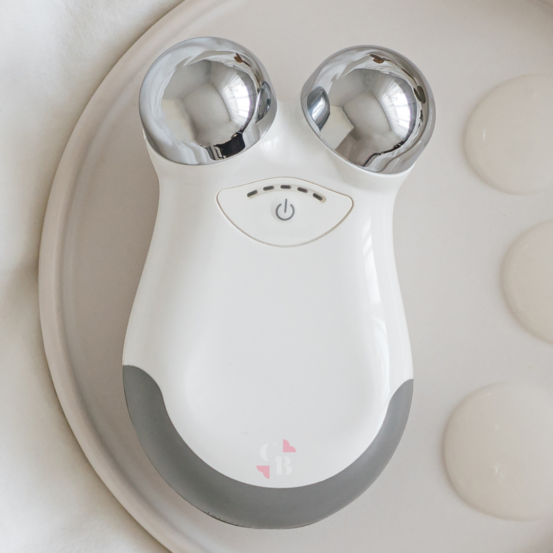 Massageador Facial de Microcorrente - FaceLift - LAURA ROBERG