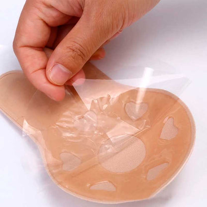 Lift Max - Sutiã Adesivo Que Ergue e Modela Os Seios - LAURA ROBERG